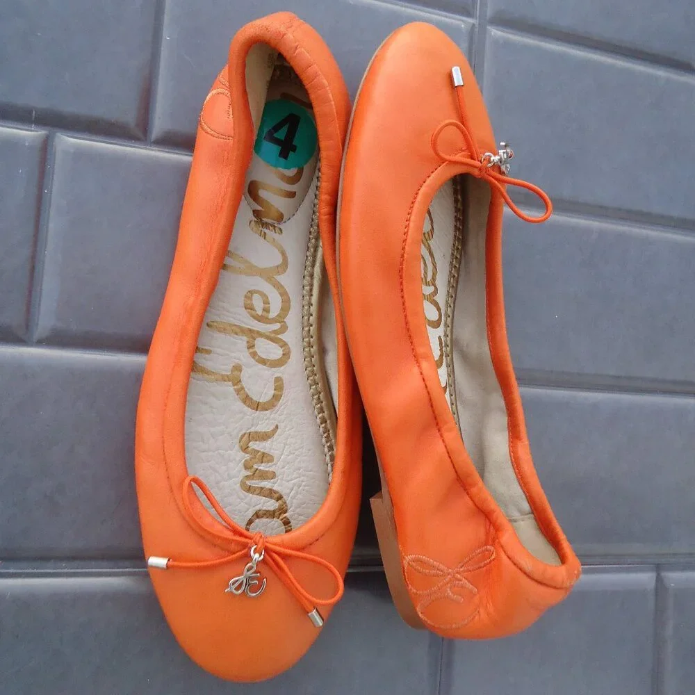 SIZE 4. Sam Edelman big girl FELICIA leather ballet flats.